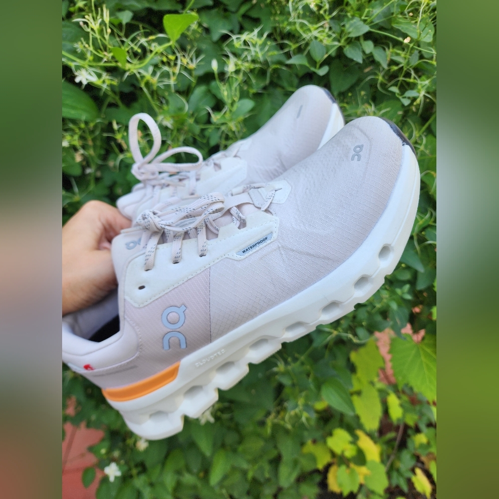 Size 9 - New Women's On Running Cloydrunner Waterproof Wolf/Tangerine - Picture 8 of 9